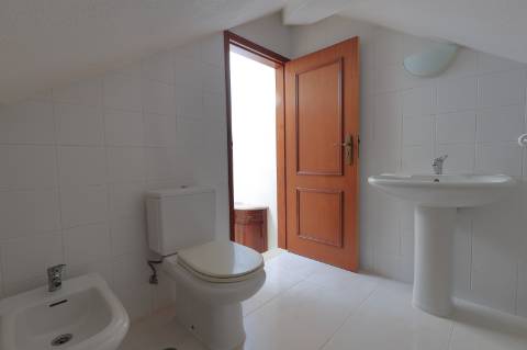 Moradia T2+1 com Quintal em Mato Santo Espírito - Tavira