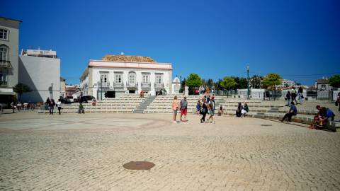 Moradia T2+1 com Quintal em Mato Santo Espírito - Tavira