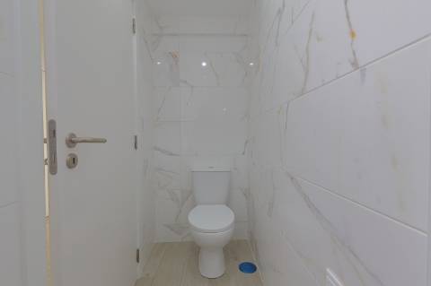 Apartamento T2 + 1 com Quintal em Faro