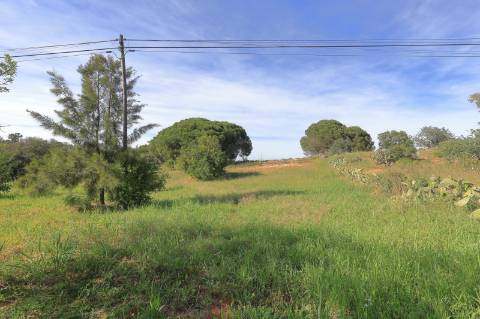 Terreno Urbanizável em Quatrim - Moncarapacho