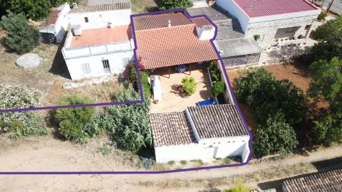 Moradia T2 com Terreno em Gião - Moncarapacho