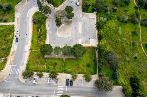 LOTE PARA CONSTRUÇÃO DE 9 APARTAMENTOS A 2 KM DE PORTIMÃO