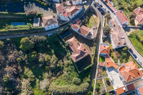 Quinta à venda na rua Candido dos Reis s/n - Vila de Colares - Mucifal