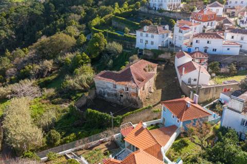 Quinta à venda na rua Candido dos Reis s/n - Vila de Colares - Mucifal