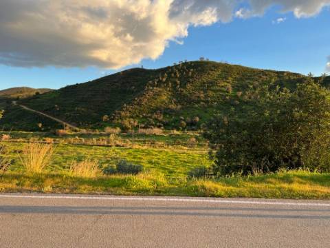Terreno Rustico em Ribeira do Odelouca - Monchique - Algarve