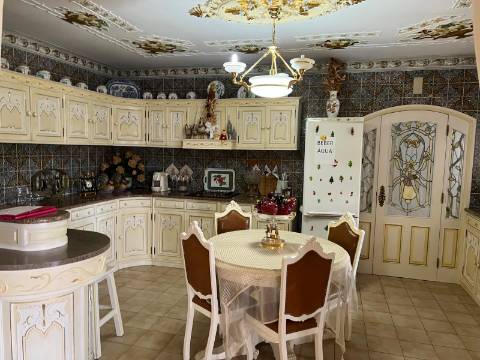 Moradia de Prestígio em Sepins, Cantanhede Um Refúgio de Elegância Clássica e Luxo Contemporâneo