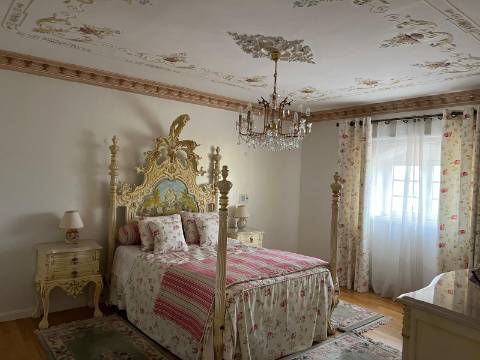 Moradia de Prestígio em Sepins, Cantanhede Um Refúgio de Elegância Clássica e Luxo Contemporâneo