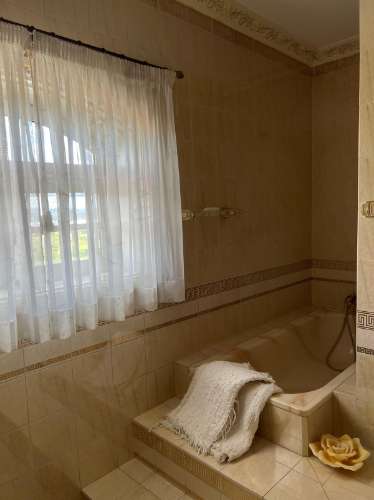 Moradia de Prestígio em Sepins, Cantanhede Um Refúgio de Elegância Clássica e Luxo Contemporâneo