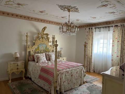 Moradia de Prestígio em Sepins, Cantanhede Um Refúgio de Elegância Clássica e Luxo Contemporâneo