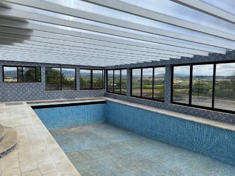 Moradia de Prestígio em Sepins, Cantanhede Um Refúgio de Elegância Clássica e Luxo Contemporâneo