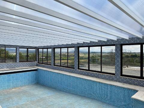 Moradia de Prestígio em Sepins, Cantanhede Um Refúgio de Elegância Clássica e Luxo Contemporâneo