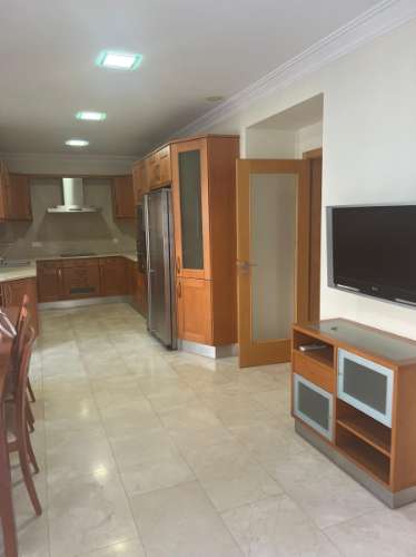 Fantastica Moradia T5 + Apto T3 no Centro de Lagoa/Carvoeiro