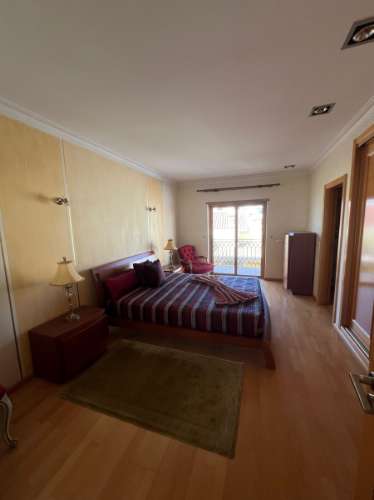 Fantastica Moradia T5 + Apto T3 no Centro de Lagoa/Carvoeiro