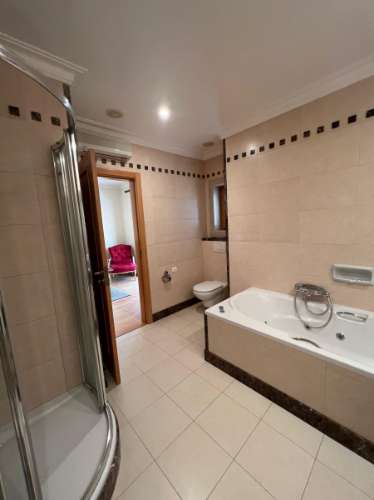 Fantastica Moradia T5 + Apto T3 no Centro de Lagoa/Carvoeiro