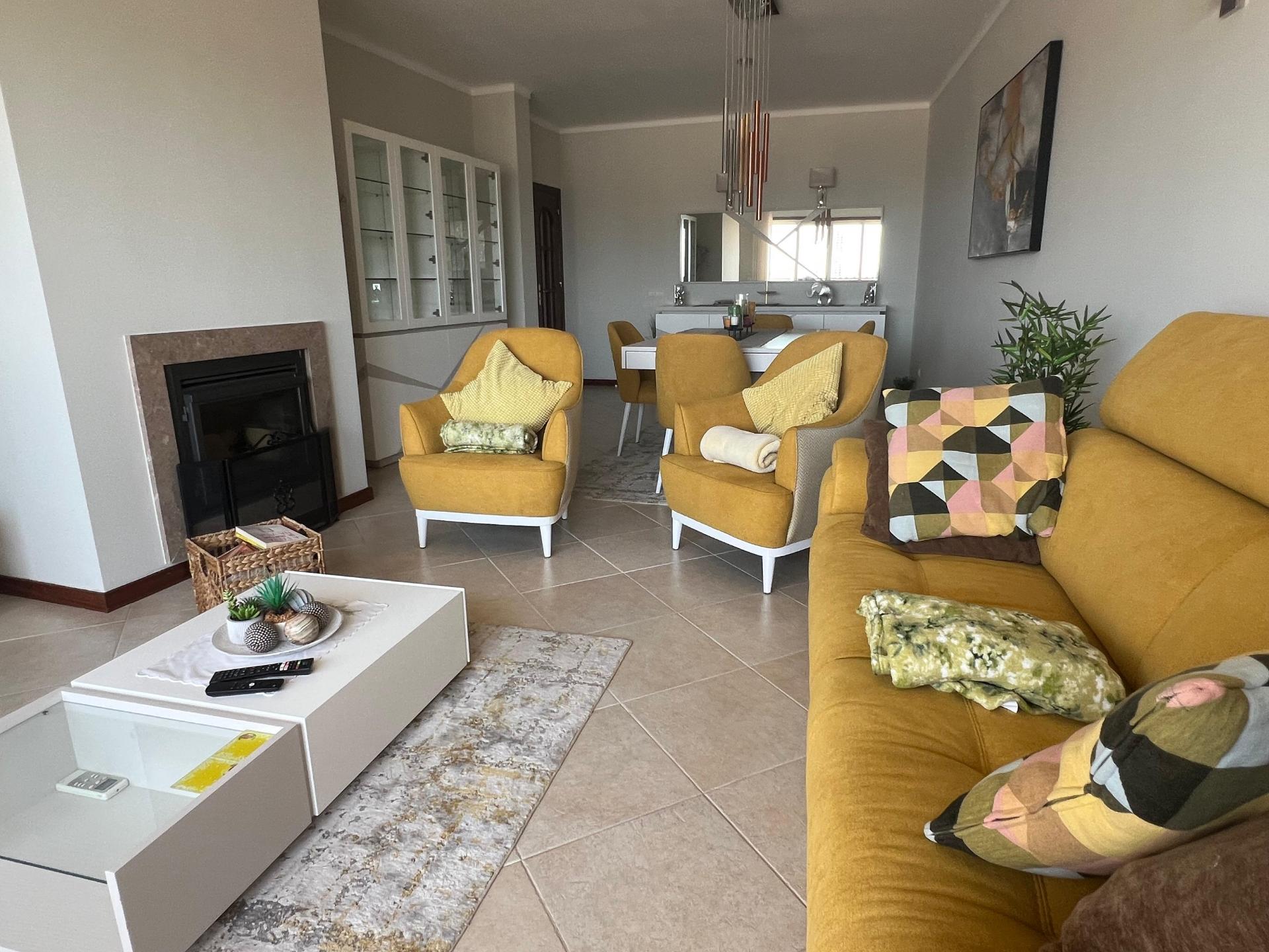 Apartamento T3 de Sonho em Portimão Vista Mar e Rio, a 1,6 km da Praia da Rocha!