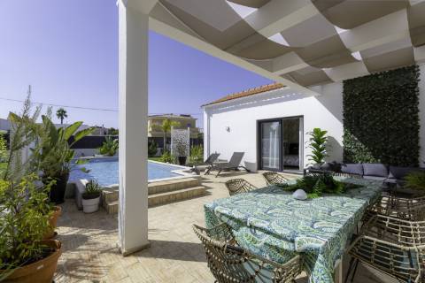 Fantastica Moradia individual entre Portimão e Lagos