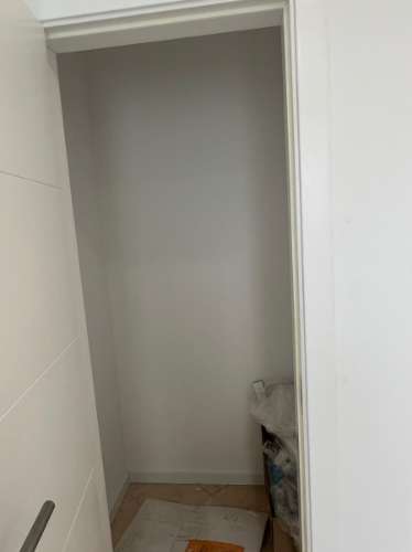 Moradia T3 Renovada no Centro de Parchal - Conforto, Estilo e Localização Privilegiada!