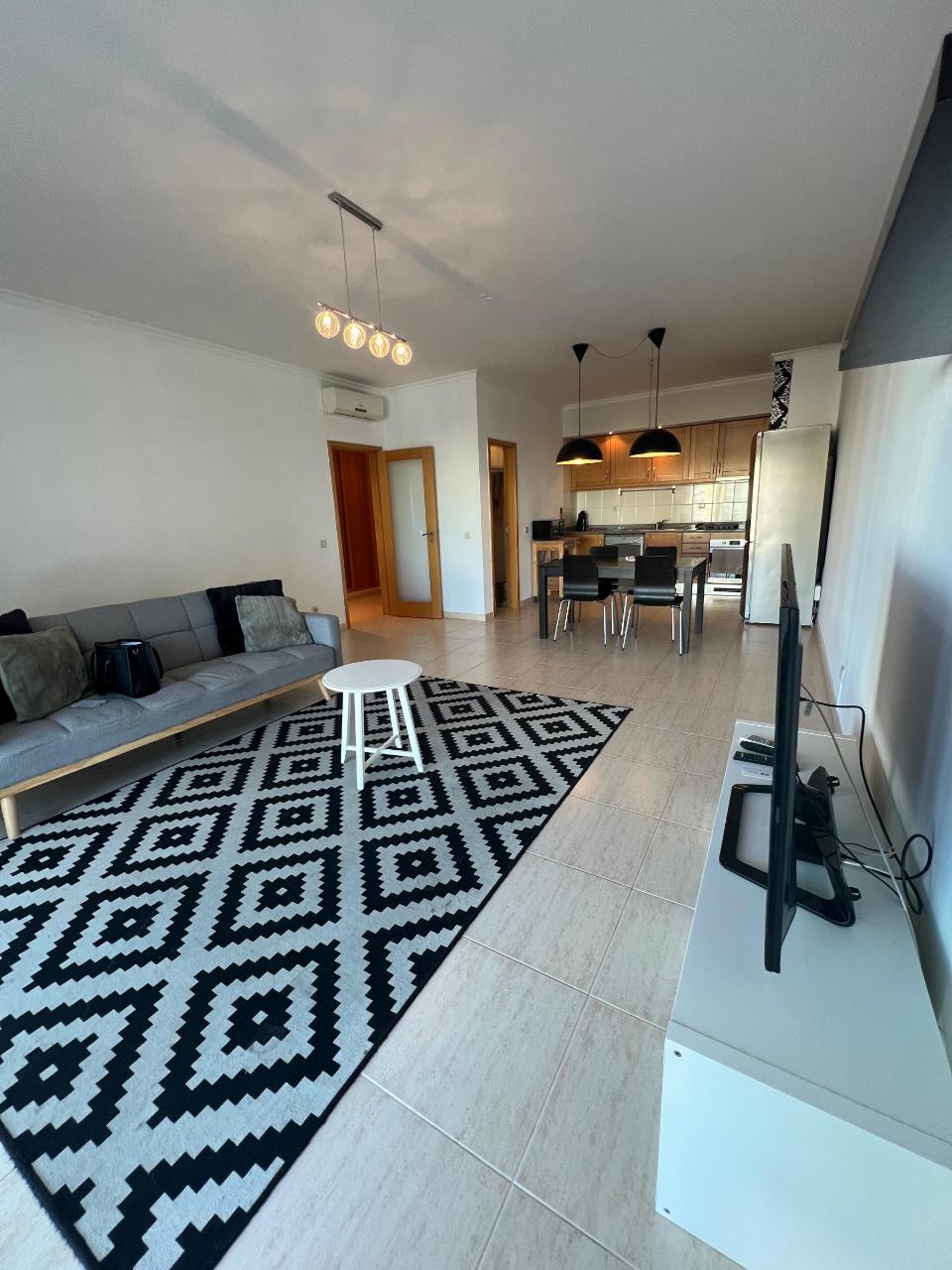 Apartamento T2 mobilado no Alto do Quintao , Portimao para arrendamento anual