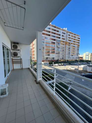Apartamento T2 mobilado no Alto do Quintao , Portimao para arrendamento anual