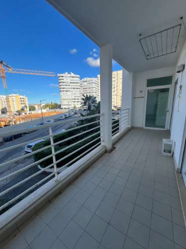 Apartamento T2 mobilado no Alto do Quintao , Portimao para arrendamento anual