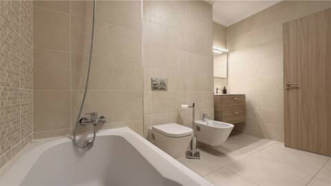 Apartamento T2 na Praia da Rocha - Totalmente Mobilado com Garagem e Piscina