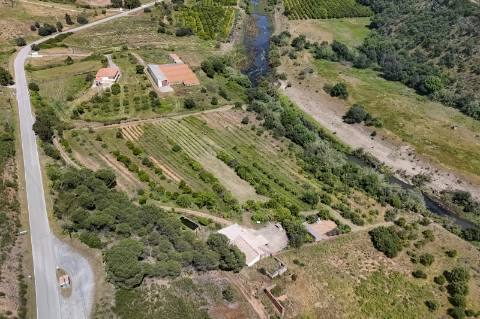 Quinta em Charcoes - Alferce - Monchique
