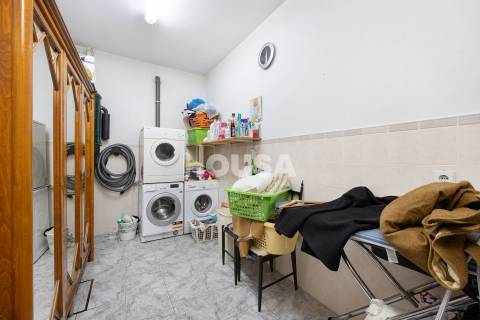 Moradia T3 com terreno na Barreira, Leiria.