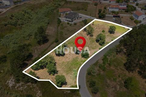 Terreno com 4.340m2 nas Cortes, Leiria.