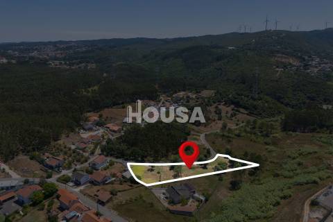 Terreno com 4.340m2 nas Cortes, Leiria.
