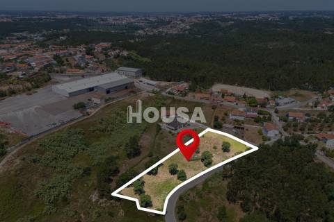 Terreno com 4.340m2 nas Cortes, Leiria.