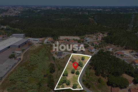 Terreno com 4.340m2 nas Cortes, Leiria.