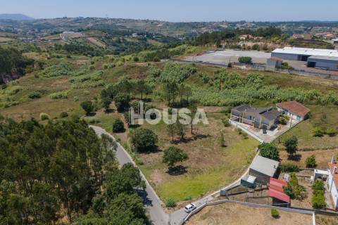 Terreno com 4.340m2 nas Cortes, Leiria.