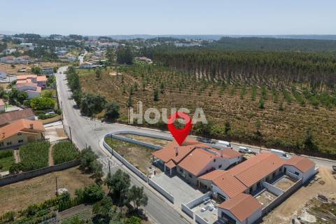 Moradia T3 Térrea Geminada – NOVA