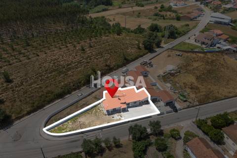 Moradia T3 Térrea Geminada – NOVA