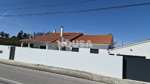 Moradia T3 Térrea Geminada – NOVA