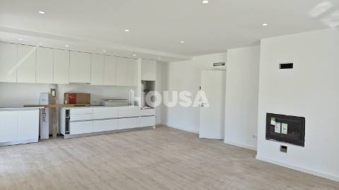 Moradia T3 Térrea Geminada – NOVA