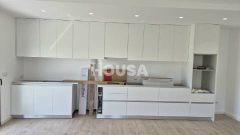 Moradia T3 Térrea Geminada – NOVA