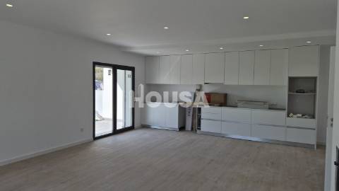 Moradia T3 Térrea Geminada – NOVA