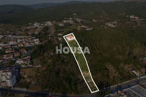 Magnífica Moradia T3+1 com Piscina – Porto de Mós