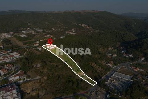 Magnífica Moradia T3+1 com Piscina – Porto de Mós