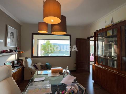 Magnífica Moradia T3+1 com Piscina – Porto de Mós