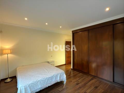 Magnífica Moradia T3+1 com Piscina – Porto de Mós