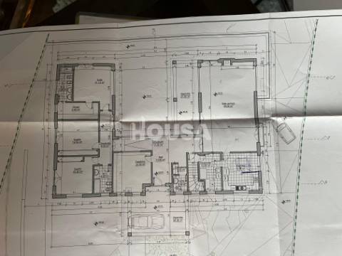 Magnífica Moradia T3+1 com Piscina – Porto de Mós