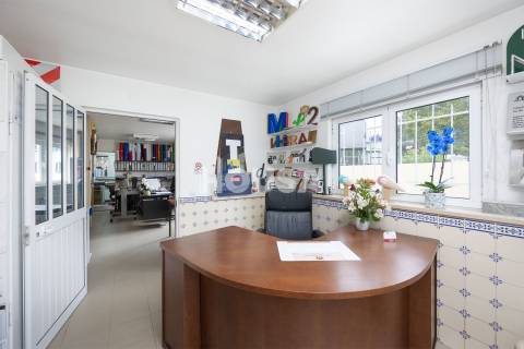 Arrendamento de Armazém - Caranguejeira