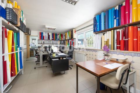 Arrendamento de Armazém - Caranguejeira