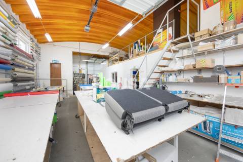 Arrendamento de Armazém - Caranguejeira