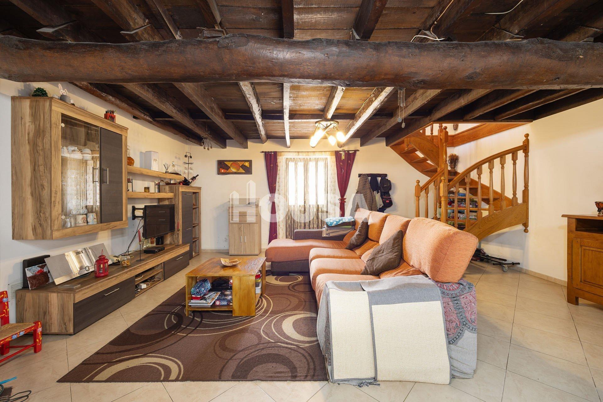 Moradia T3 com terreno de 2.157 m² – Raposeira, Colmeias | Leiria