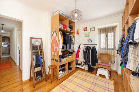 Moradia T3 com terreno de 2.157 m² – Raposeira, Colmeias | Leiria