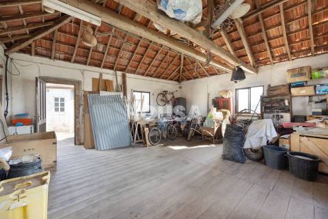 Moradia T3 com terreno de 2.157 m² – Raposeira, Colmeias | Leiria