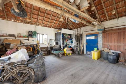 Moradia T3 com terreno de 2.157 m² – Raposeira, Colmeias | Leiria